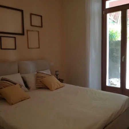 Panorama Apartment *